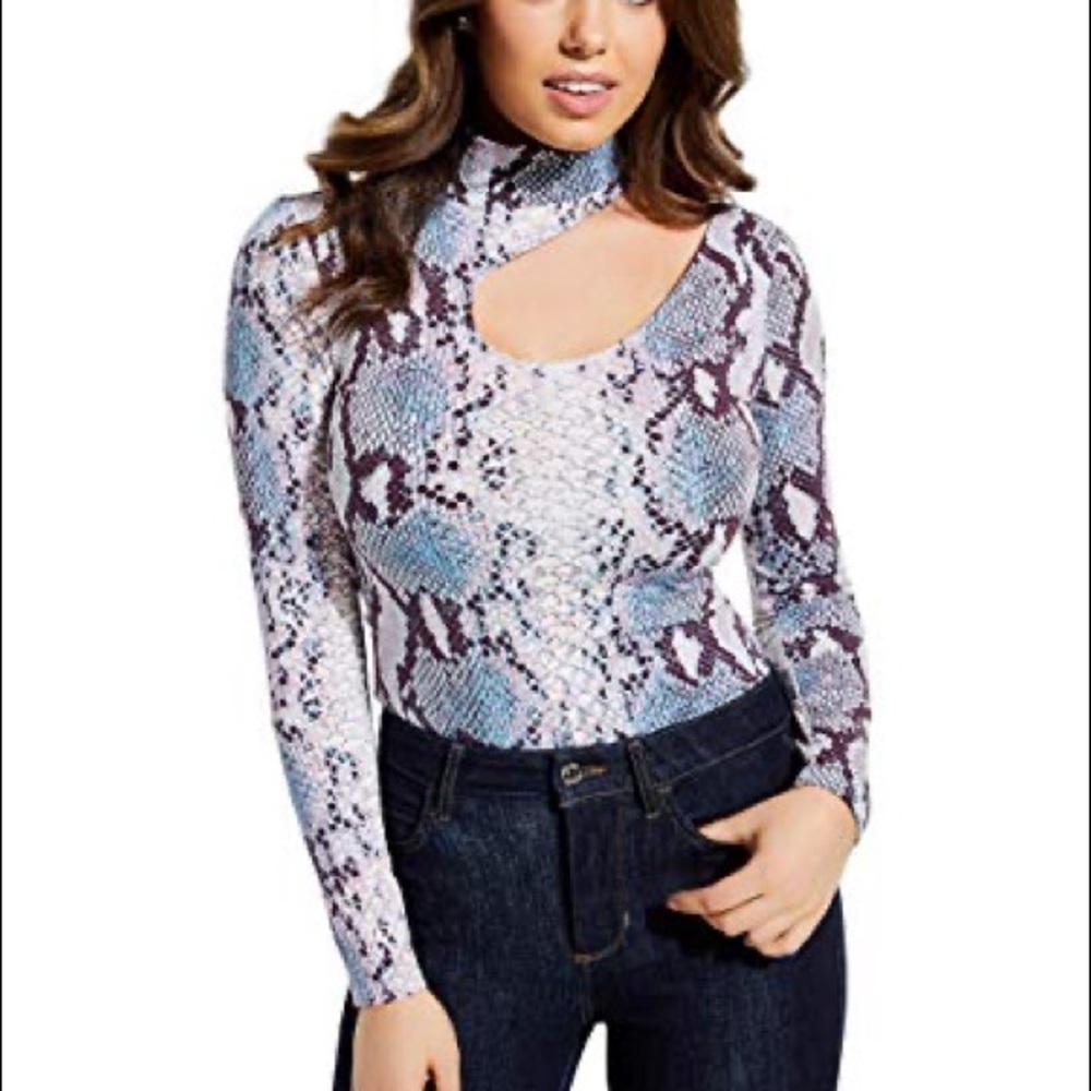 GUESS Dulce Cutout Mock-Neck Top